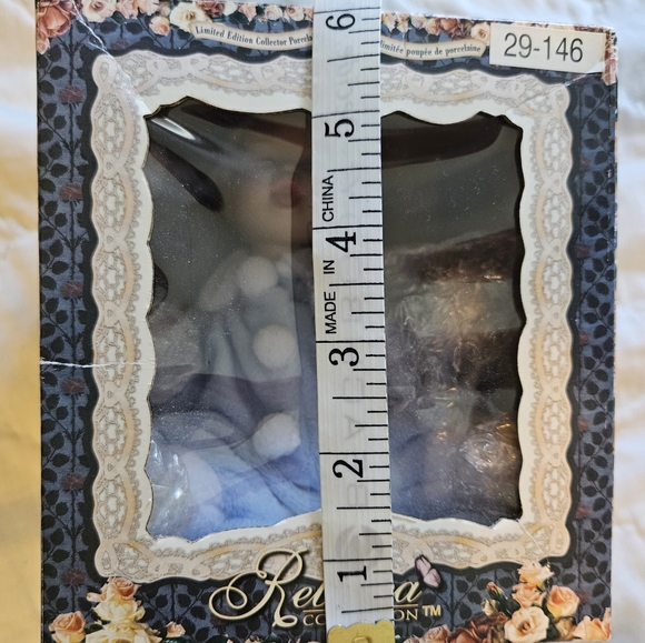 Rare Musical Porcelain Doll - Picture 8 of 9